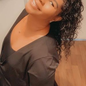 Meet your Posher, Roseline